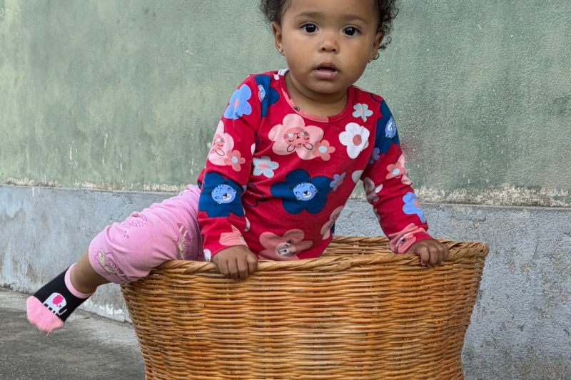 Menina Lavras Novas